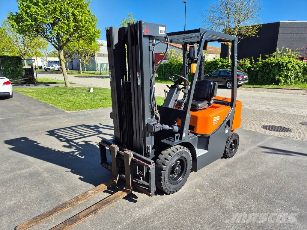 Doosan D 25 G Diesel heftrucks