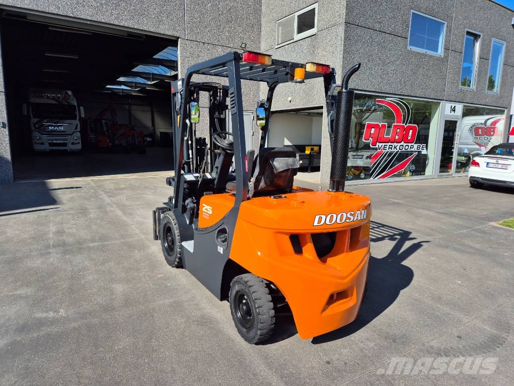 Doosan D 25 G Diesel heftrucks