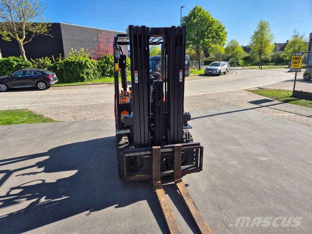 Doosan D 25 G Diesel heftrucks