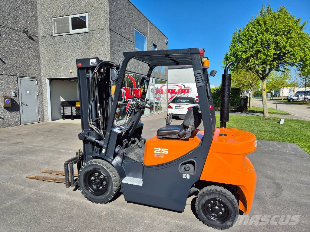 Doosan D 25 G Diesel heftrucks