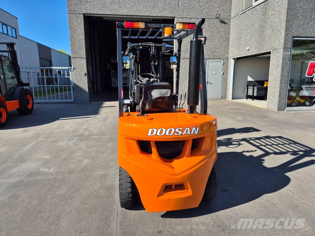 Doosan D 25 G Diesel heftrucks