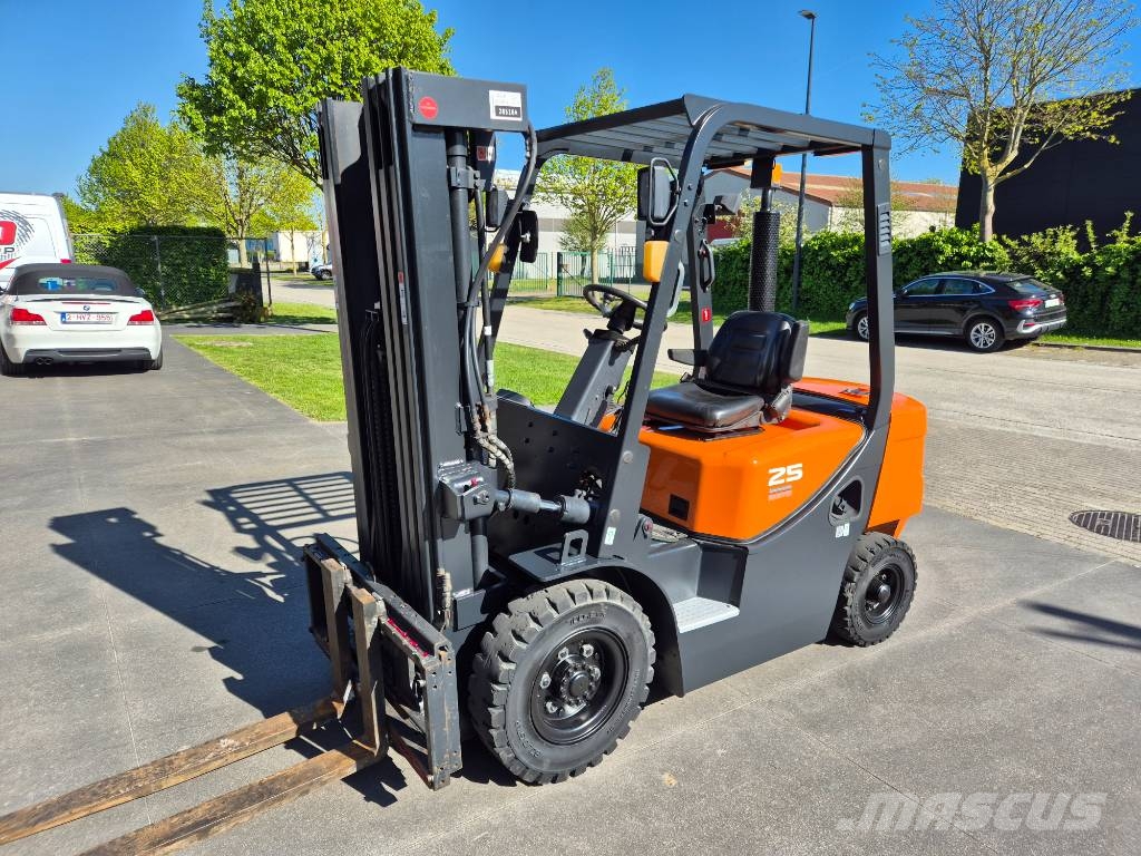 Doosan D 25 G Diesel heftrucks