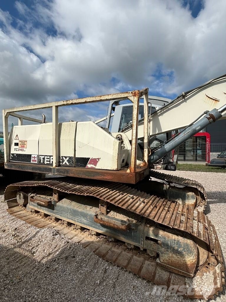 Terex TC 240 LC Koparki gąsienicowe