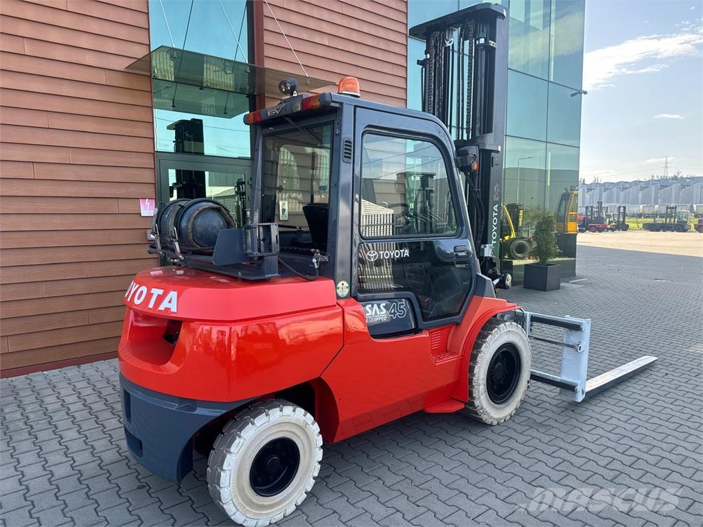 Toyota 7FG40 -Wide Positioner + sideshift/New price LPG forklifts