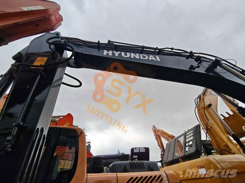 Hyundai 210W-9  휠 굴삭기