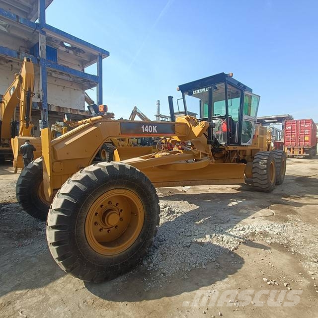 CAT 140K Graders