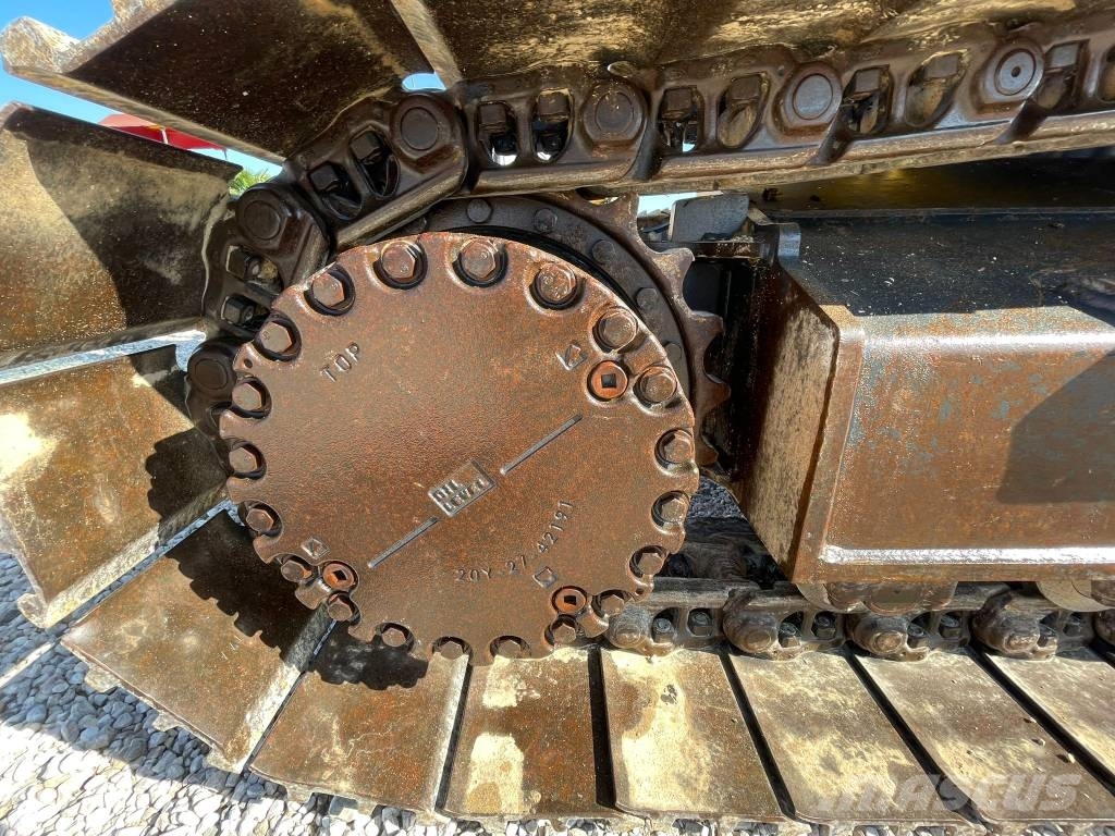 Komatsu HB215LC-2 Rupsgraafmachines