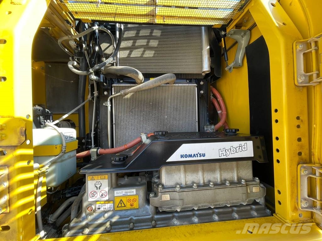 Komatsu HB215LC-2 Rupsgraafmachines