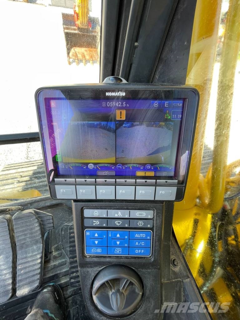 Komatsu HB215LC-2 Rupsgraafmachines
