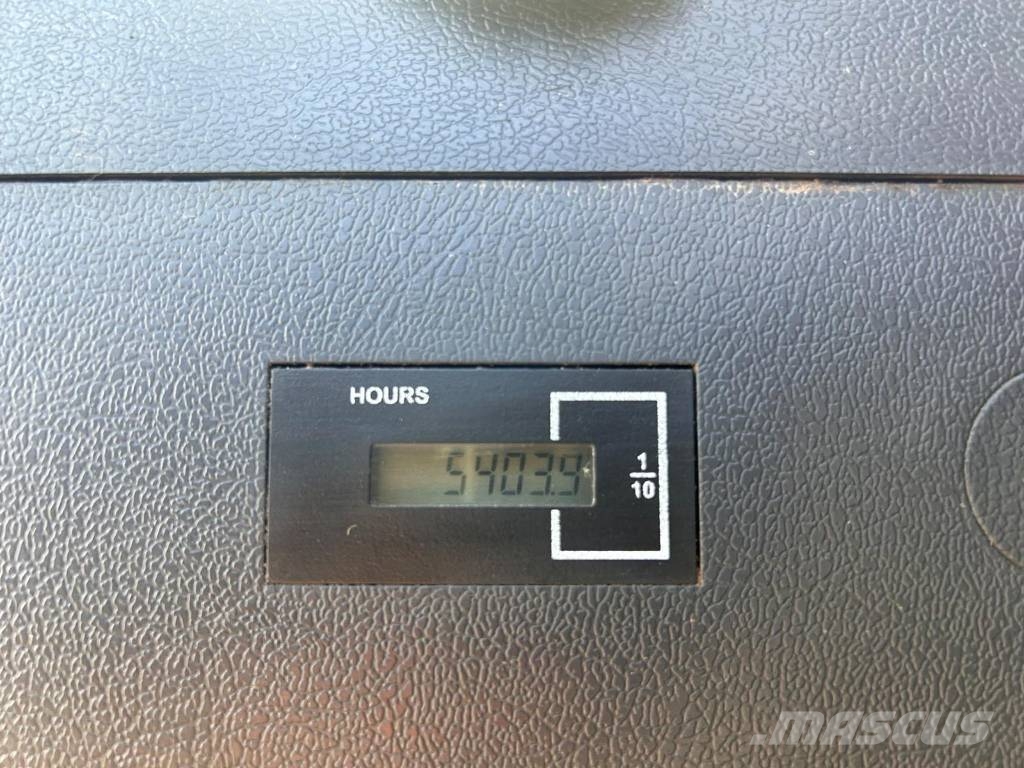 Hyundai HX 140LC Gravemaskiner på larvebånd