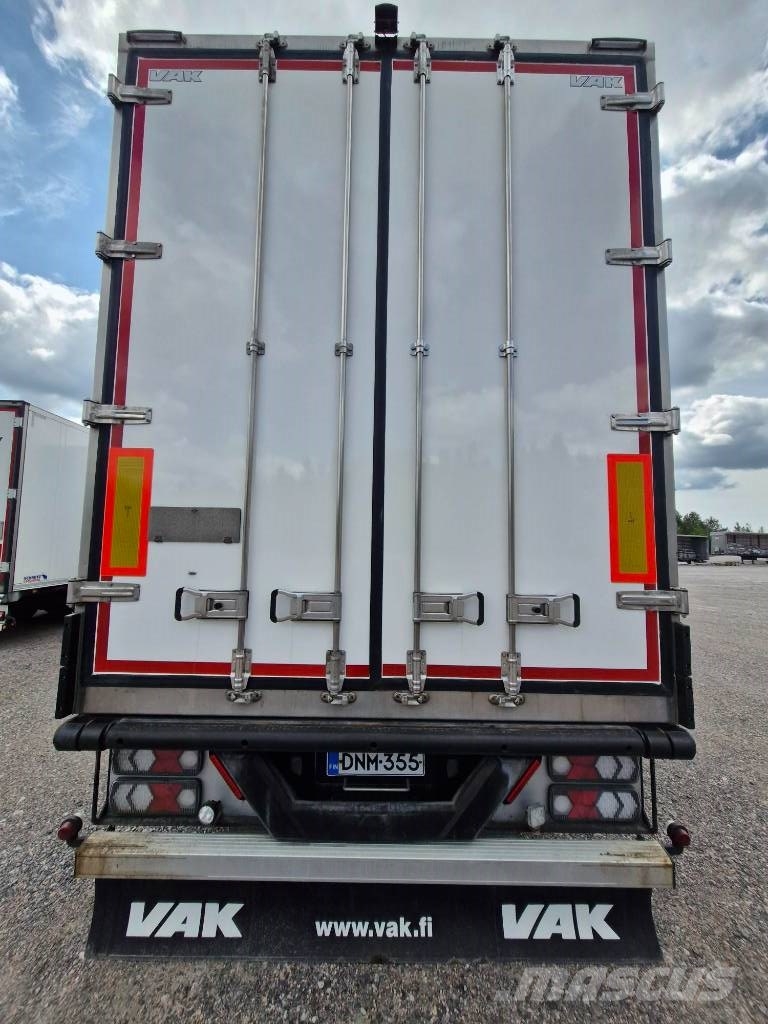 VAK HCT REEFER NORDIC نصف مقطورات بدرجة حرارة قابلة للضبط