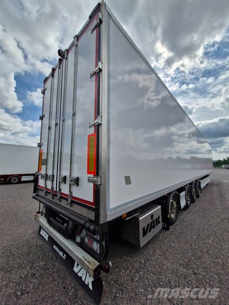 VAK HCT REEFER NORDIC نصف مقطورات بدرجة حرارة قابلة للضبط