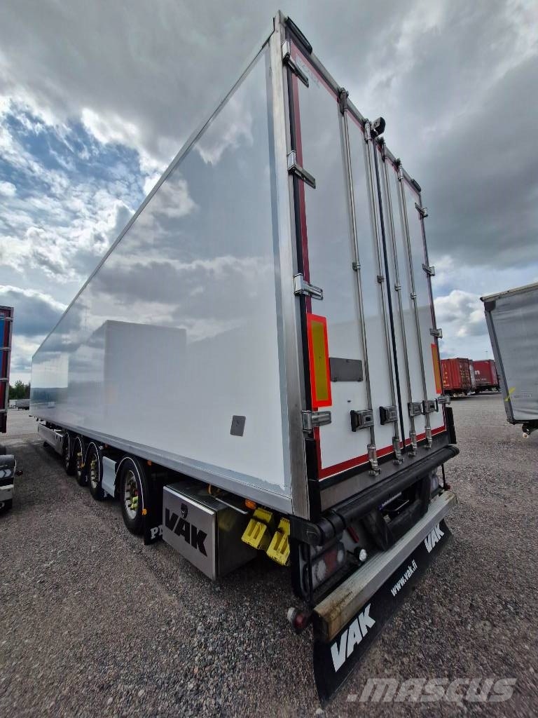 VAK HCT REEFER NORDIC نصف مقطورات بدرجة حرارة قابلة للضبط