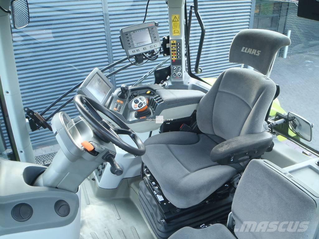 CLAAS Axion 920 Cmatic GPS Tractoren
