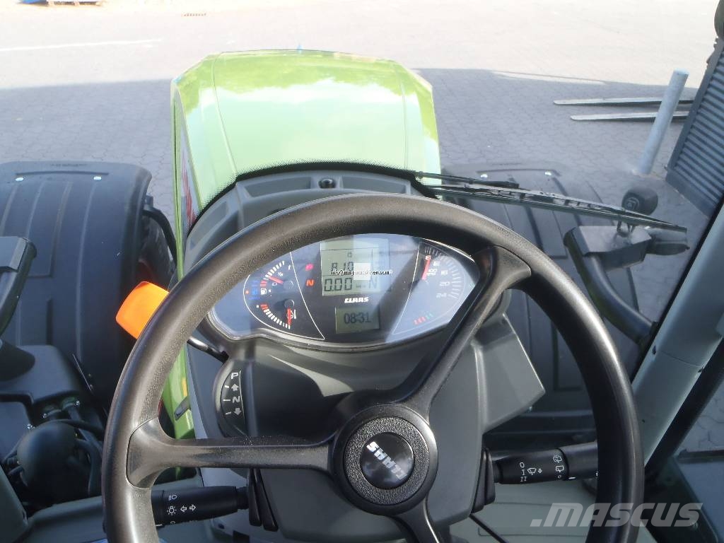 CLAAS Axion 920 Cmatic GPS Tractoren
