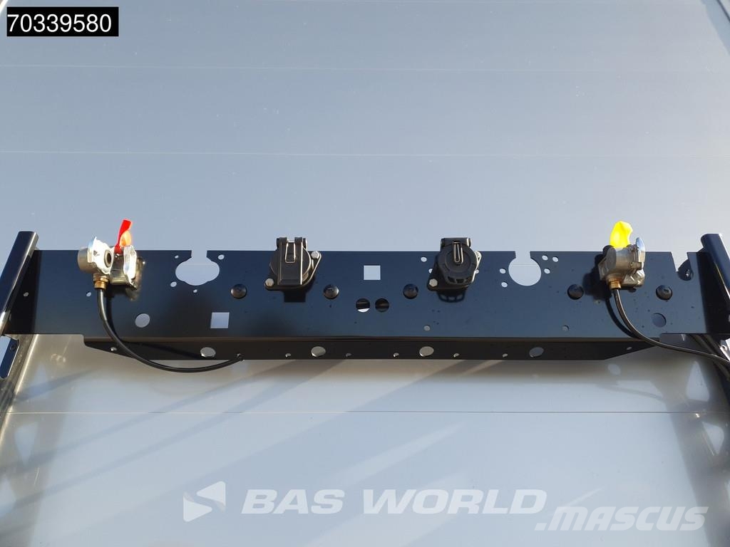 Kögel S24-1 3 axles Mega SAF Lift Axle Poluprikolice sa ceradom