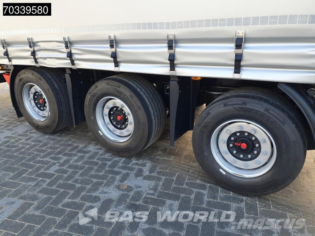 Kögel S24-1 3 axles Mega SAF Lift Axle Poluprikolice sa ciradom