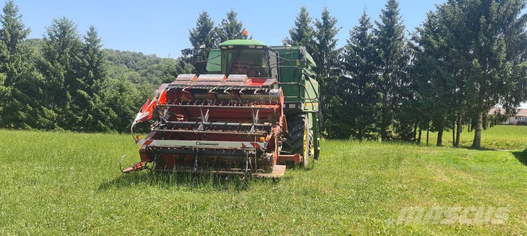 John Deere 2054 Kombajni