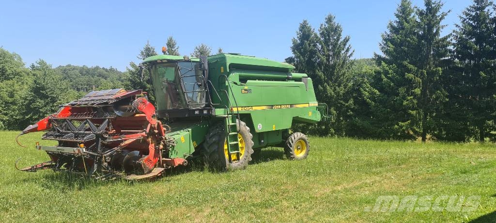 John Deere 2054 Kombajni