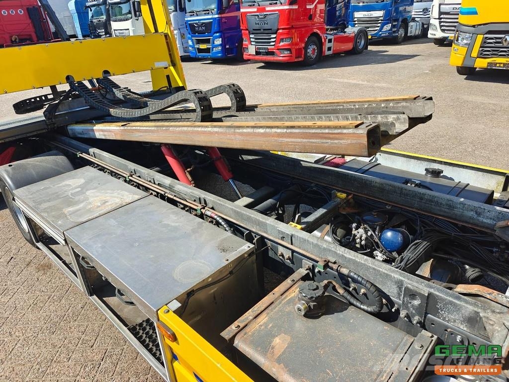 MAN TGL 12.240 4X2 BL Double Cab (6-person) Euro4 - Fa Vehículos de reciclaje