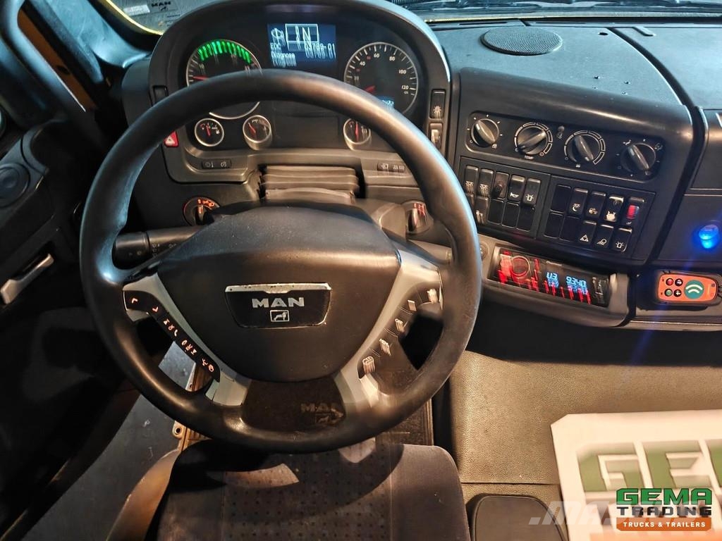 MAN TGL 12.240 4X2 BL Double Cab (6-person) Euro4 - Fa Vehículos de reciclaje
