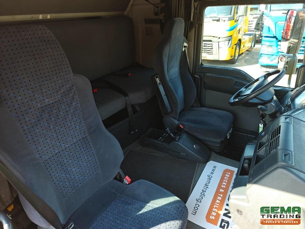 MAN TGL 12.240 4X2 BL Double Cab (6-person) Euro4 - Fa Vehículos de reciclaje