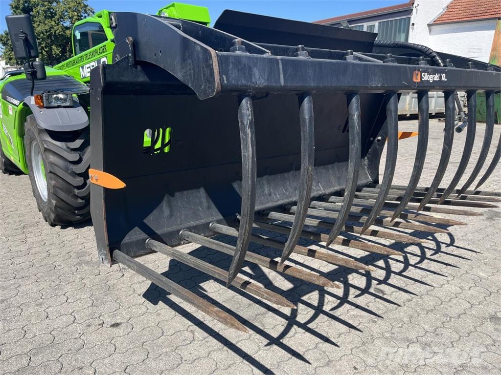 Ålö Silograb XL 230 Ladewagen