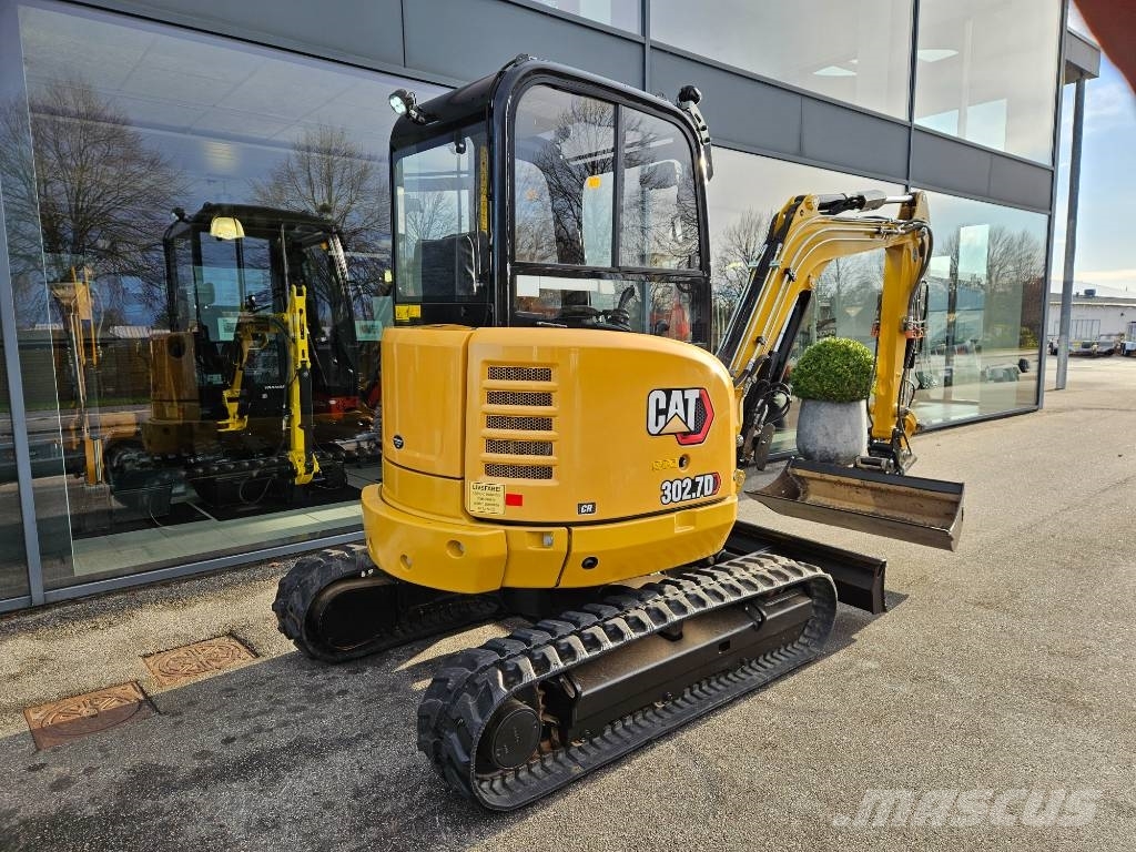 CAT 302.7 CR Mini ekskavatörler, 7 tona dek