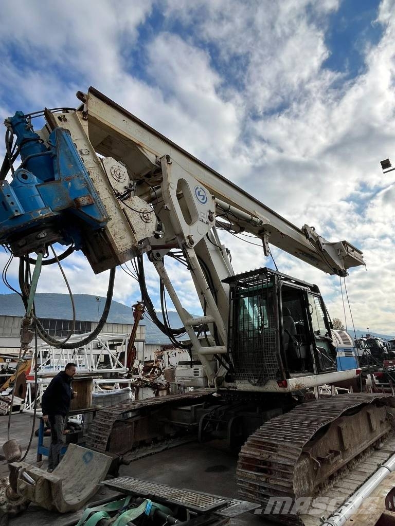 Soilmec SR40 Piling rigs