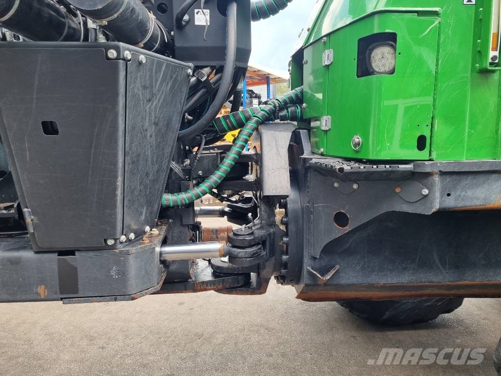 John Deere 1910 G Skotare