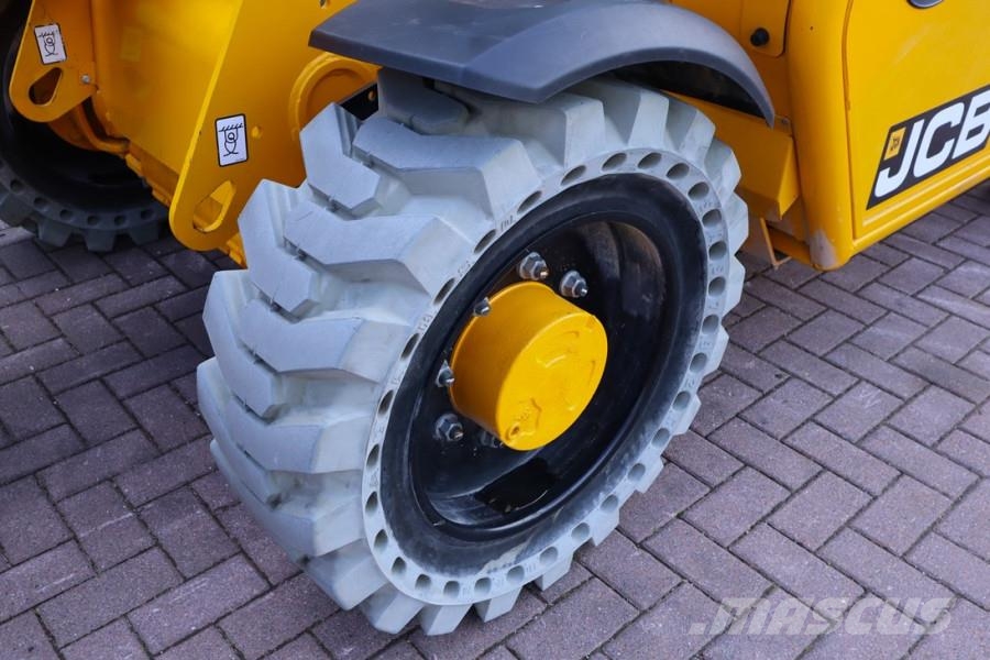 JCB 525-60E Fully Electric, 2500kg Capacity, 6m Liftin Teleskooplaadurid