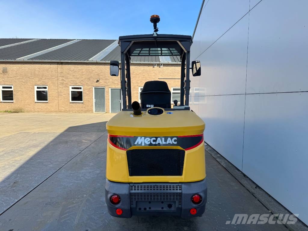 Mecalac MCL 6 - NEW / UNUSED / Bucket + Forks Utovarivači na točkove