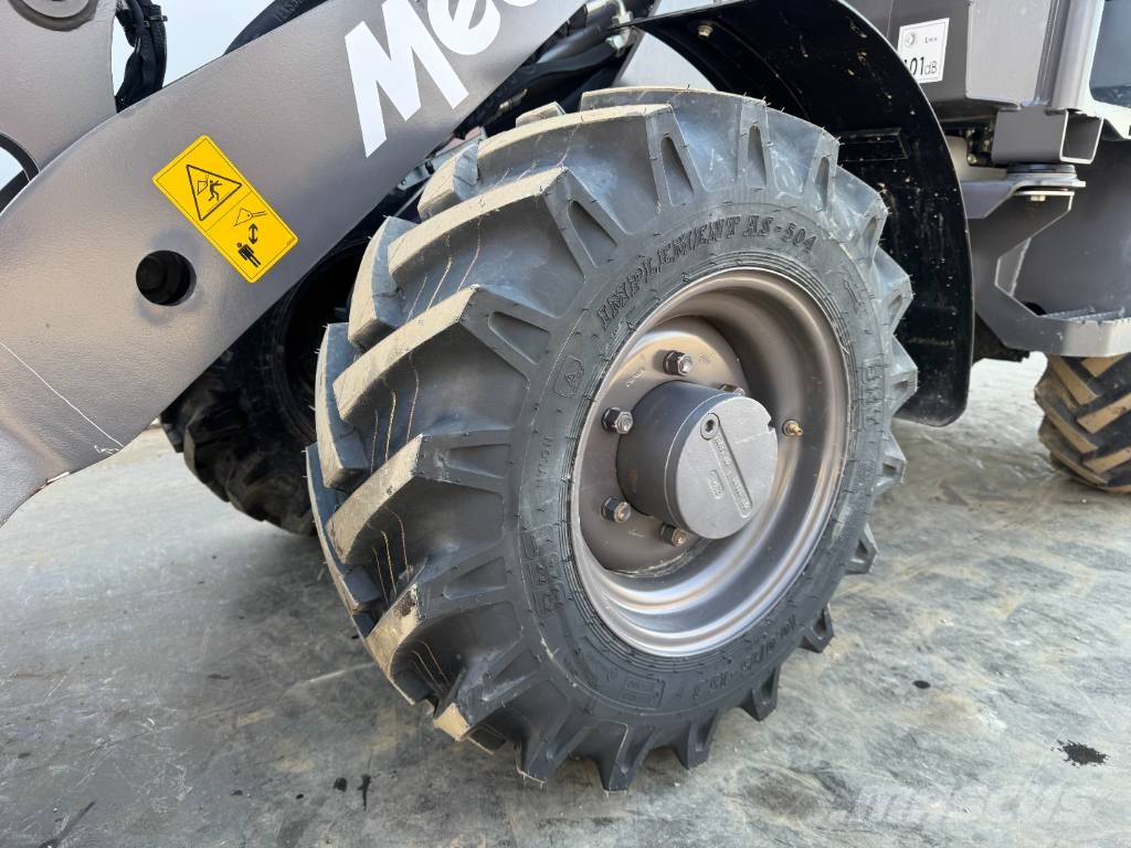 Mecalac MCL 6 - NEW / UNUSED / Bucket + Forks Utovarivači na točkove