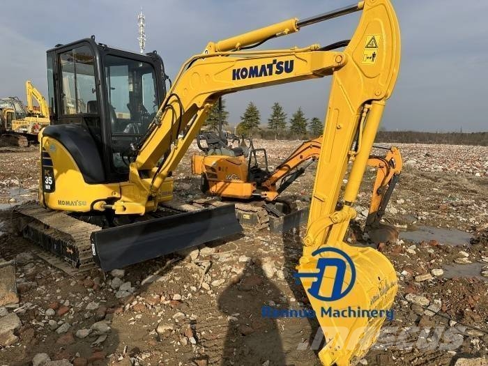 Komatsu 35 Mini excavators < 7t (Mini diggers)
