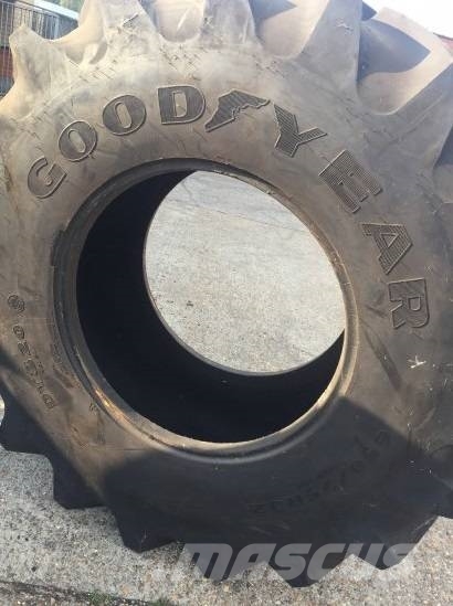 Goodyear 650/75R32 Reifen