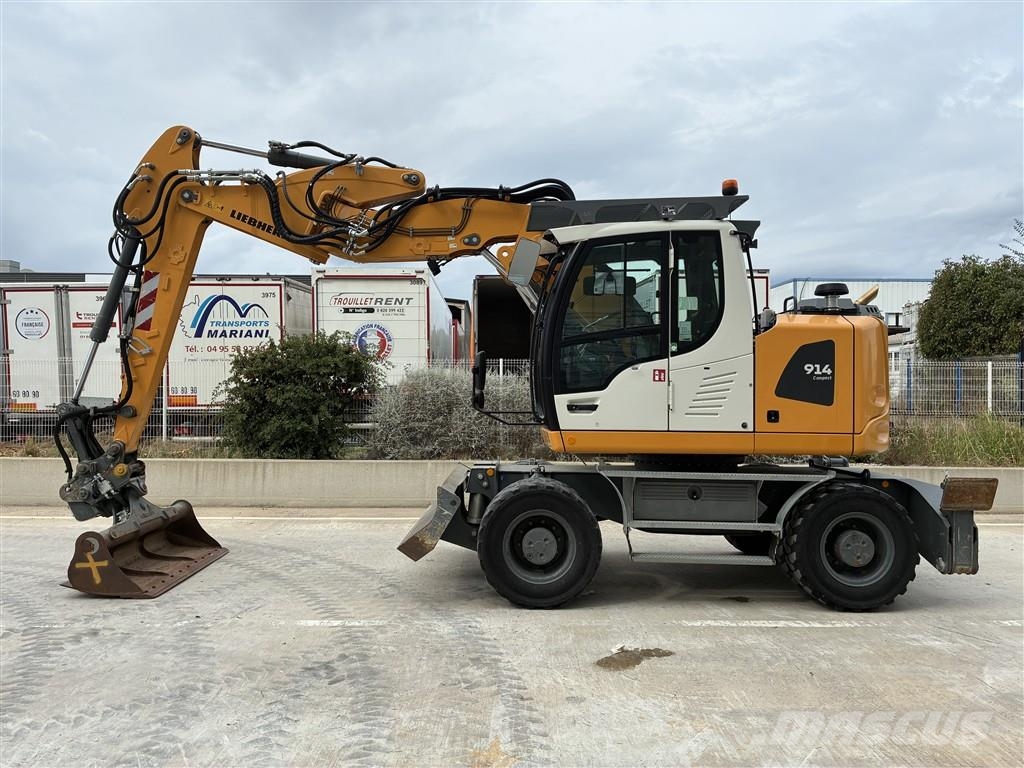 Liebherr A 914 Compact Litronic Pelle sur pneus