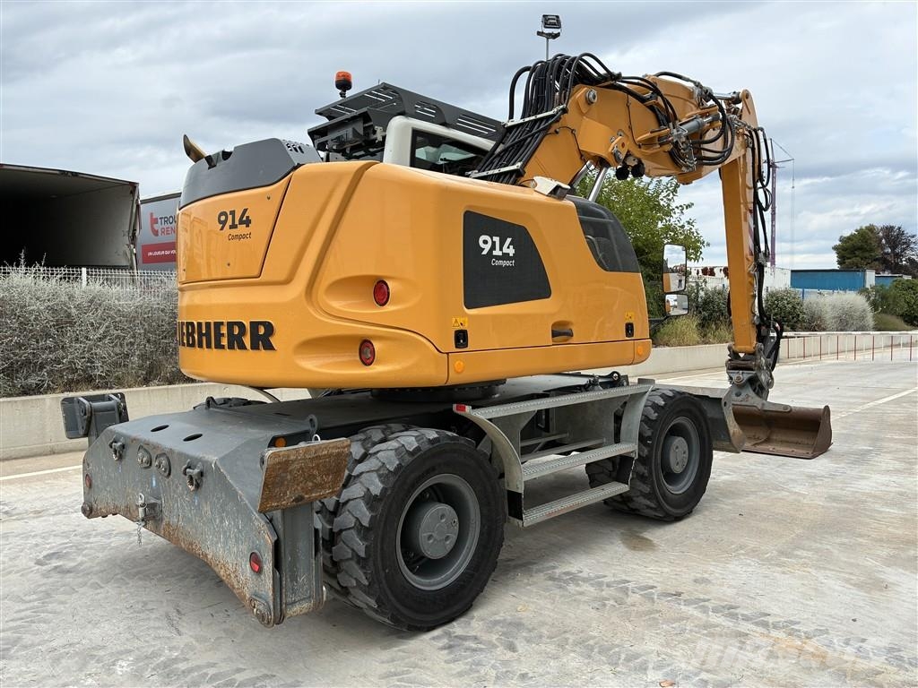 Liebherr A 914 Compact Litronic Pelle sur pneus