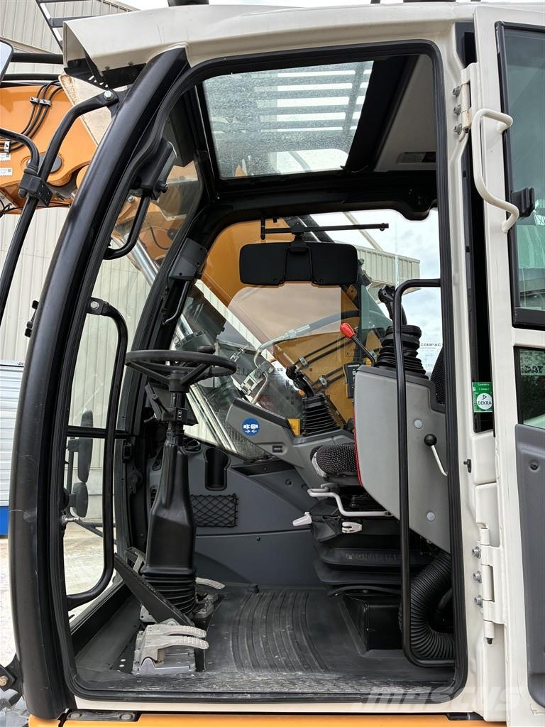 Liebherr A 914 Compact Litronic Pelle sur pneus