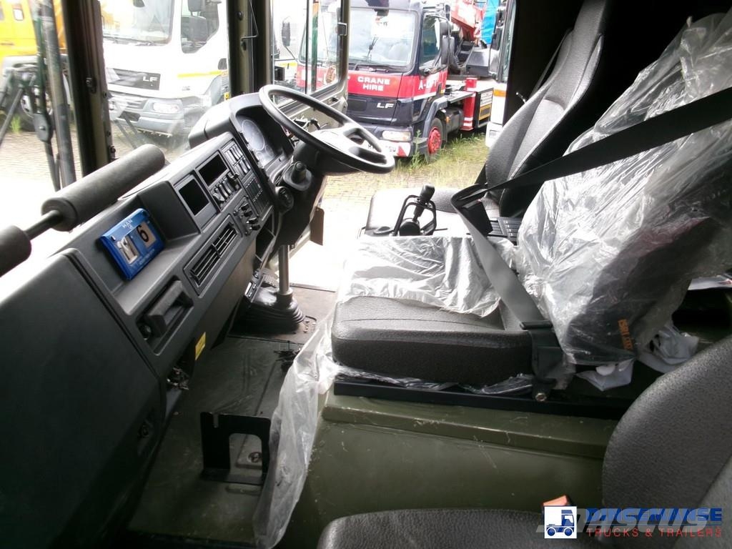 MAN HX 18.330 4X4 RHD fuel tank 5.5 m3 Camiones cisterna