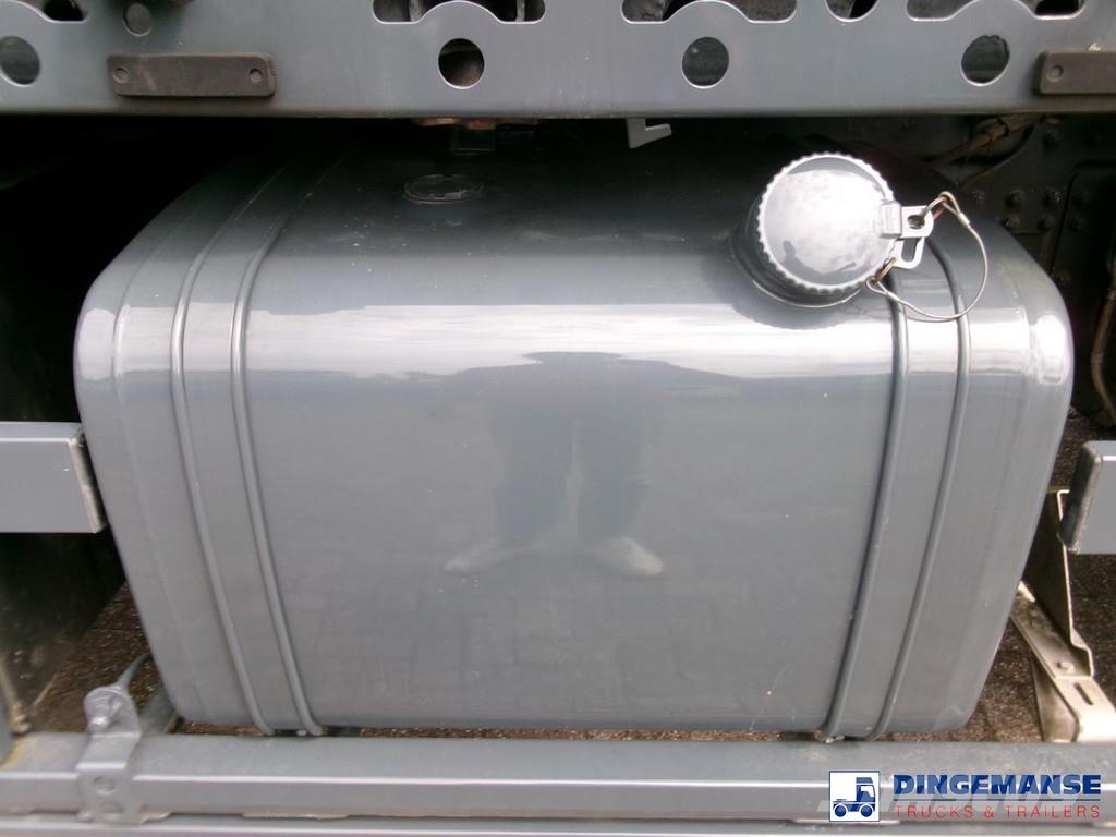 MAN HX 18.330 4X4 RHD fuel tank 5.5 m3 Camiones cisterna