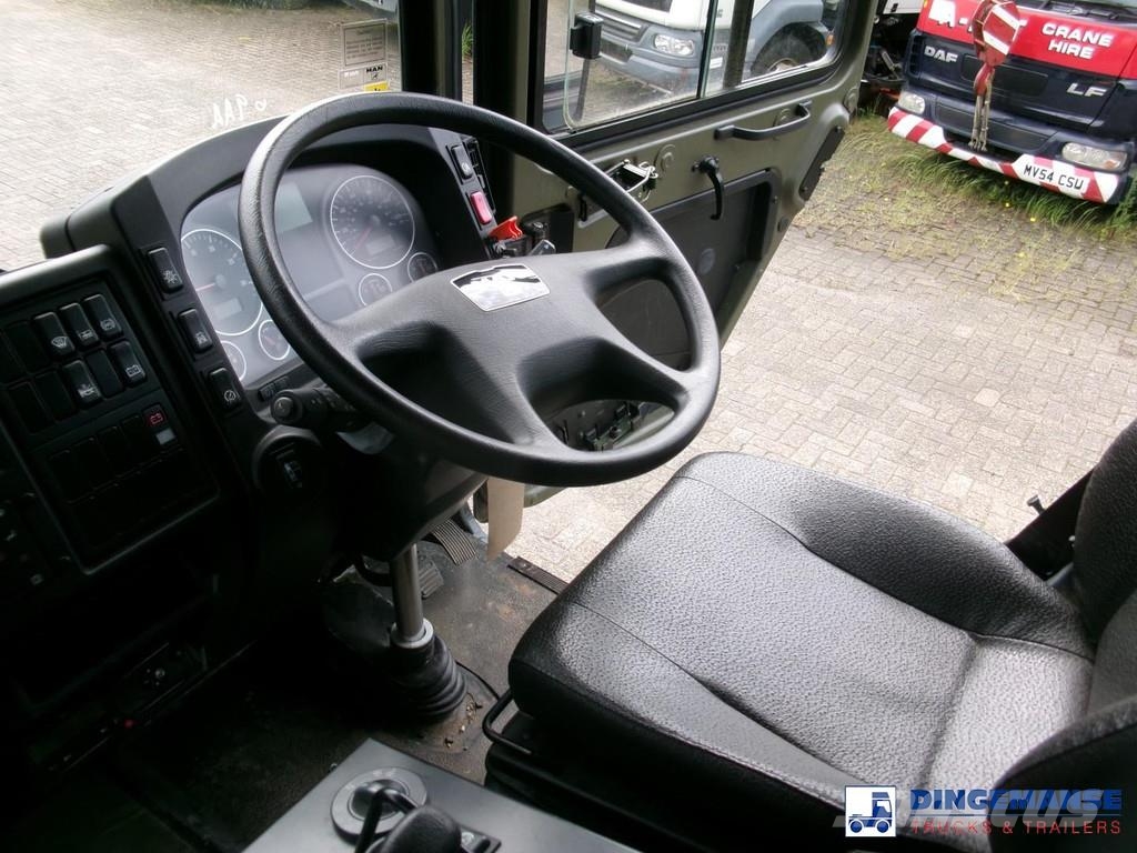 MAN HX 18.330 4X4 RHD fuel tank 5.5 m3 Camiones cisterna