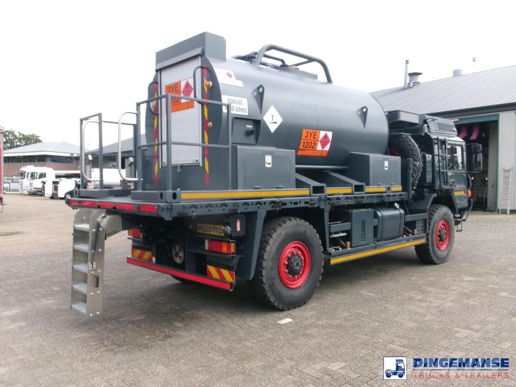 MAN HX 18.330 4X4 RHD fuel tank 5.5 m3 Camiones cisterna