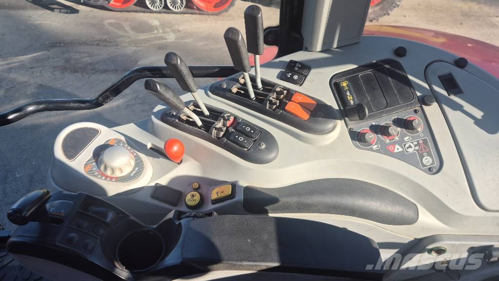 Massey Ferguson 6490 الجرارات