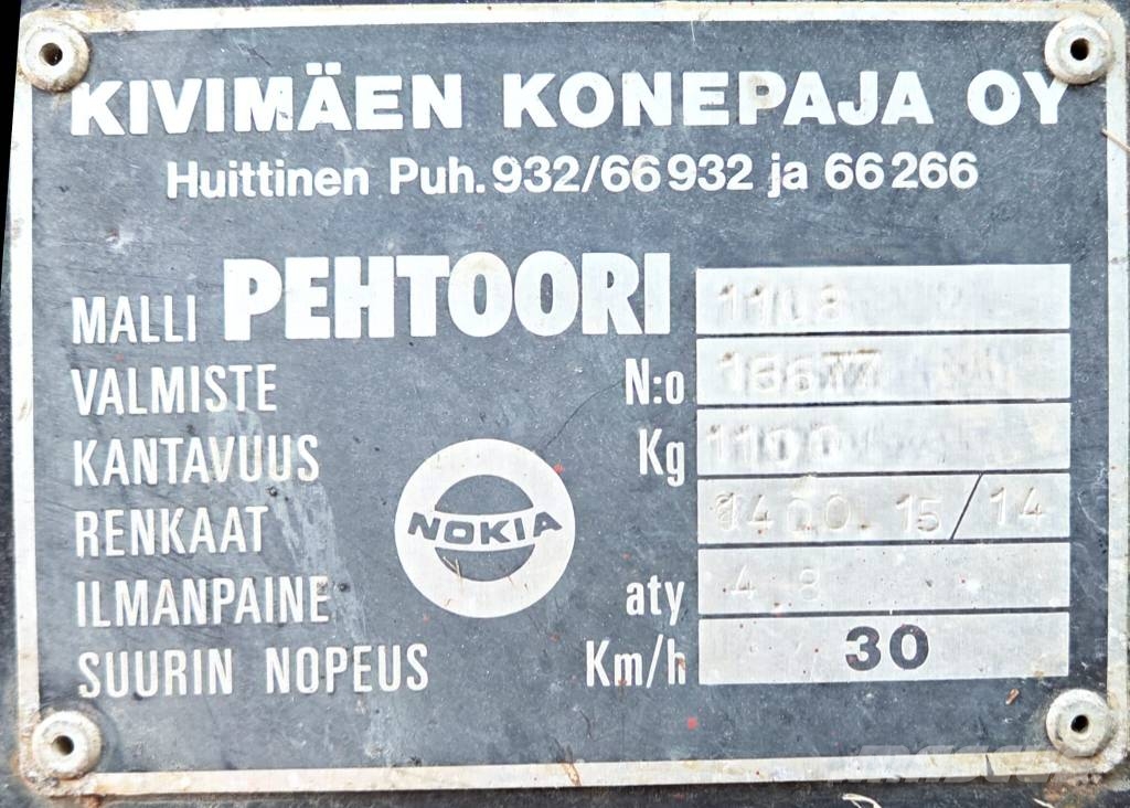 Pehtoori 110 مقطورات قلابة