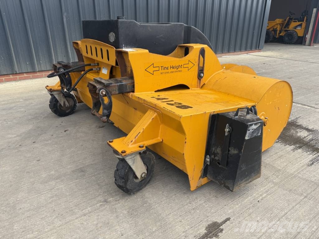 Eastern Attachments RS220 Sweeper Collector Andere Zubehörteile