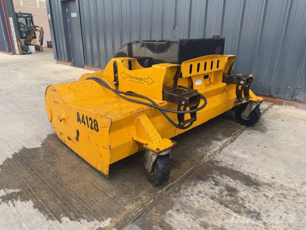Eastern Attachments RS220 Sweeper Collector Andere Zubehörteile