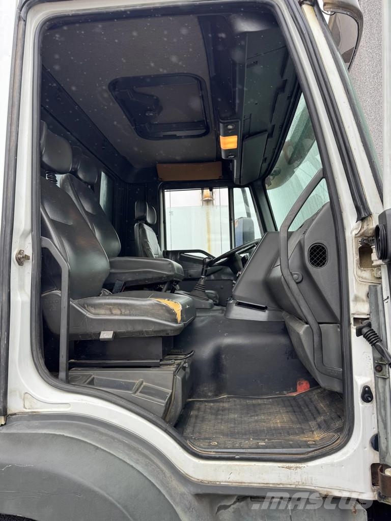 Iveco Eurotech **190E27-TIPPER + FASSI F110A.21** Savivarčių priekabų vilkikai