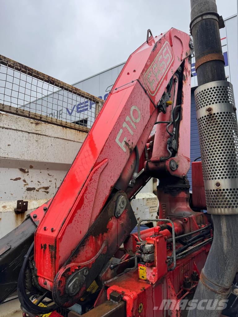 Iveco Eurotech **190E27-TIPPER + FASSI F110A.21** Savivarčių priekabų vilkikai