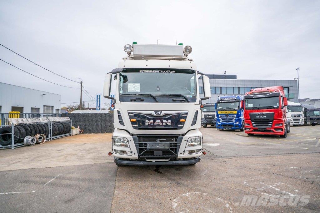 MAN TGS 26.470 BL -6x2-4 Camiones polibrazo