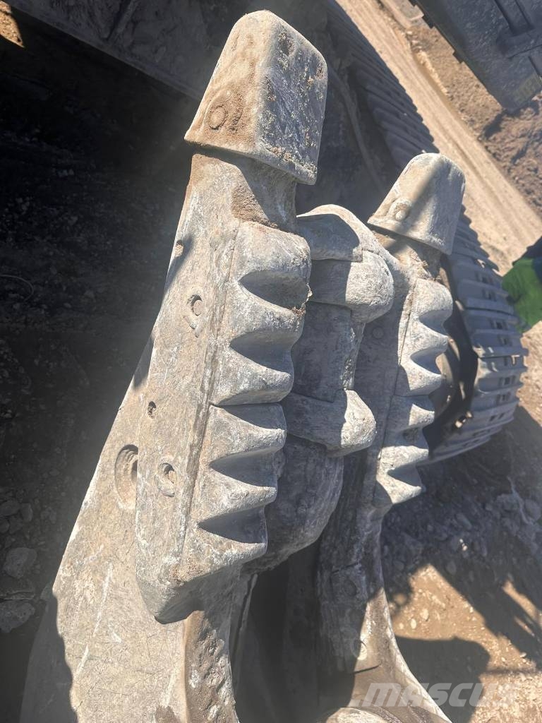 CAT P232PS Građevinske drobilice